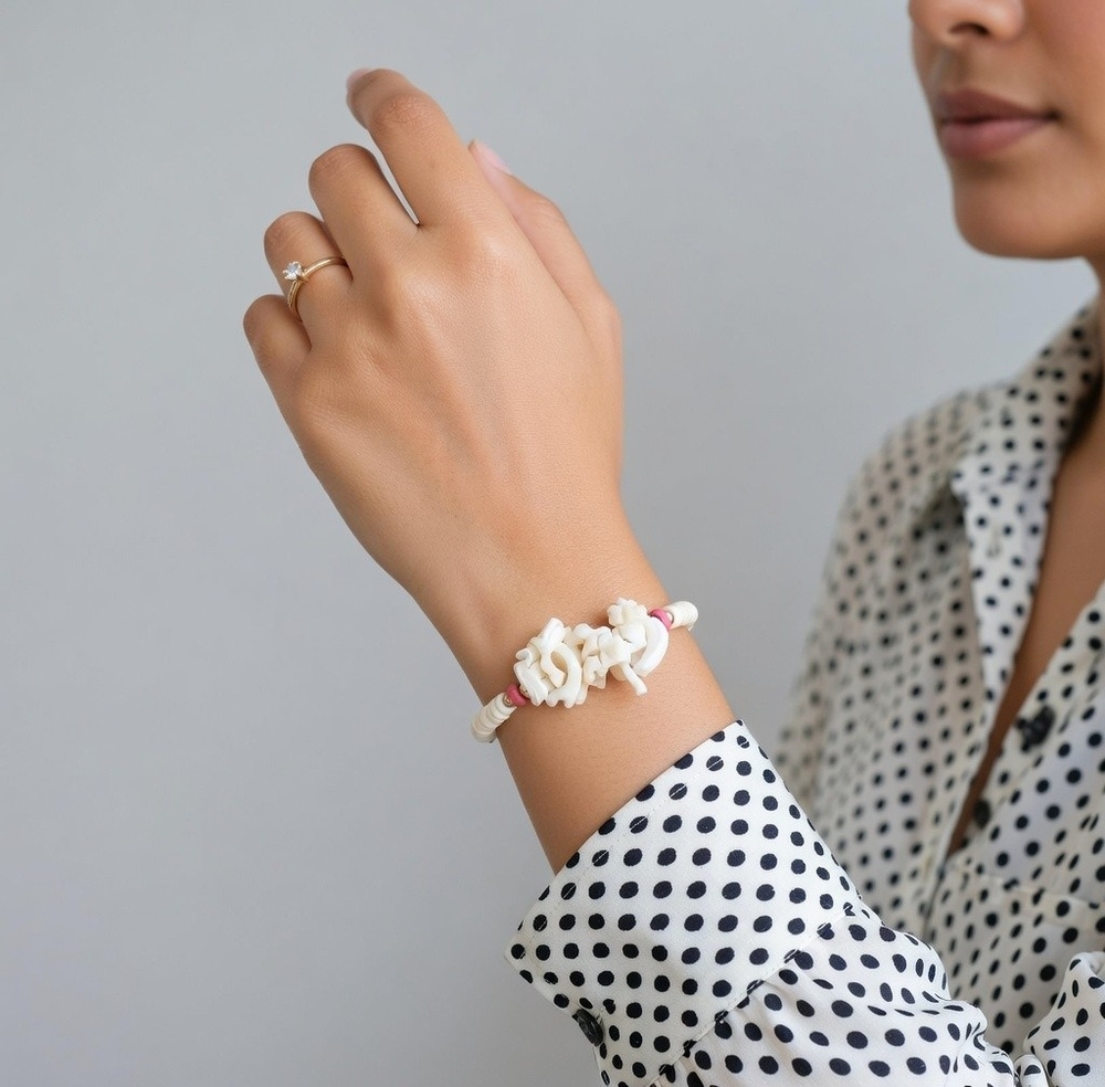Women's Bracelet Seashell Beaded Bracelet White Pink Bracelet Costume Jewelry